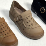 mocassins